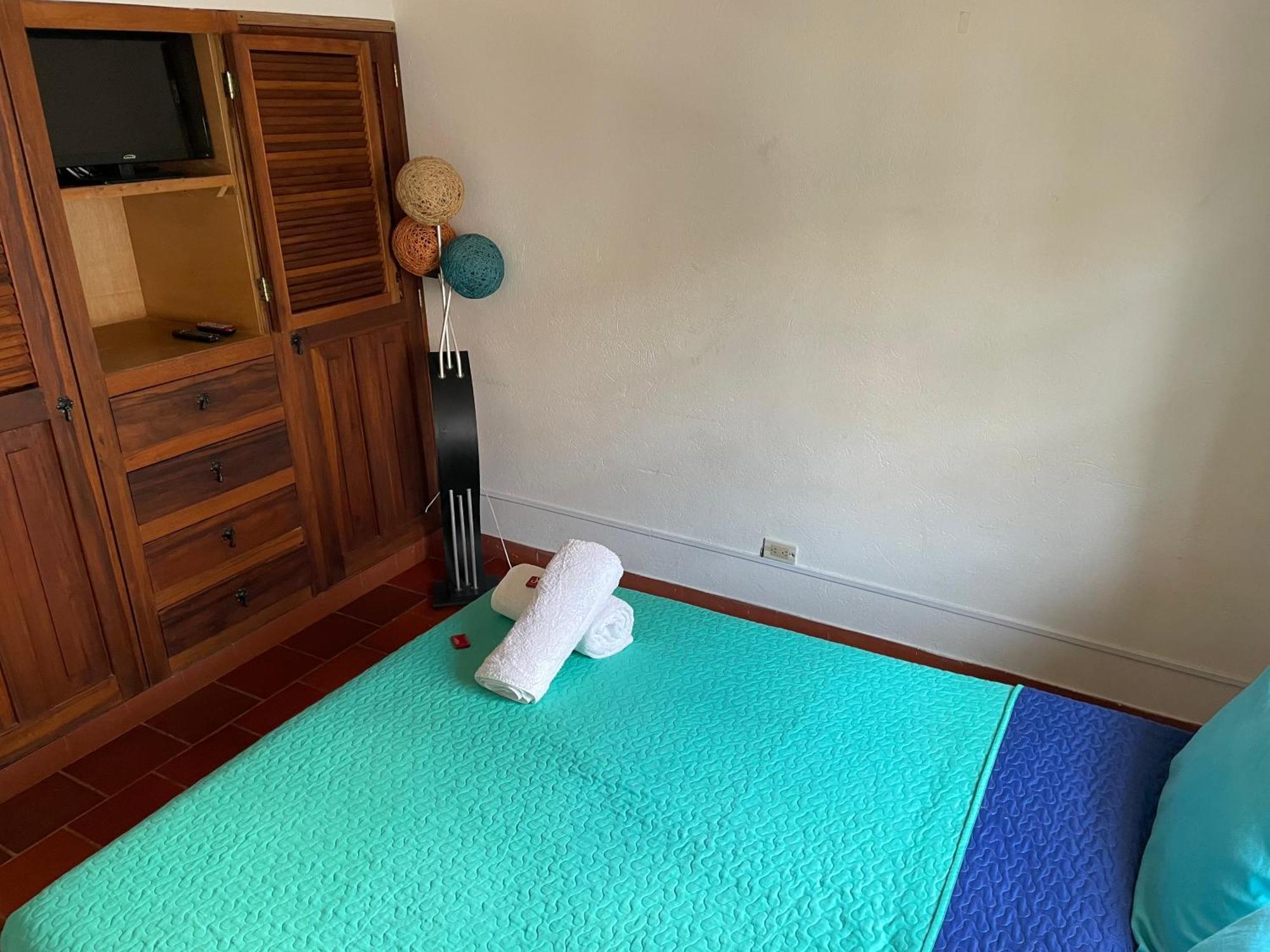 Hostal El Pino Villa de Leyva Ngoại thất bức ảnh
