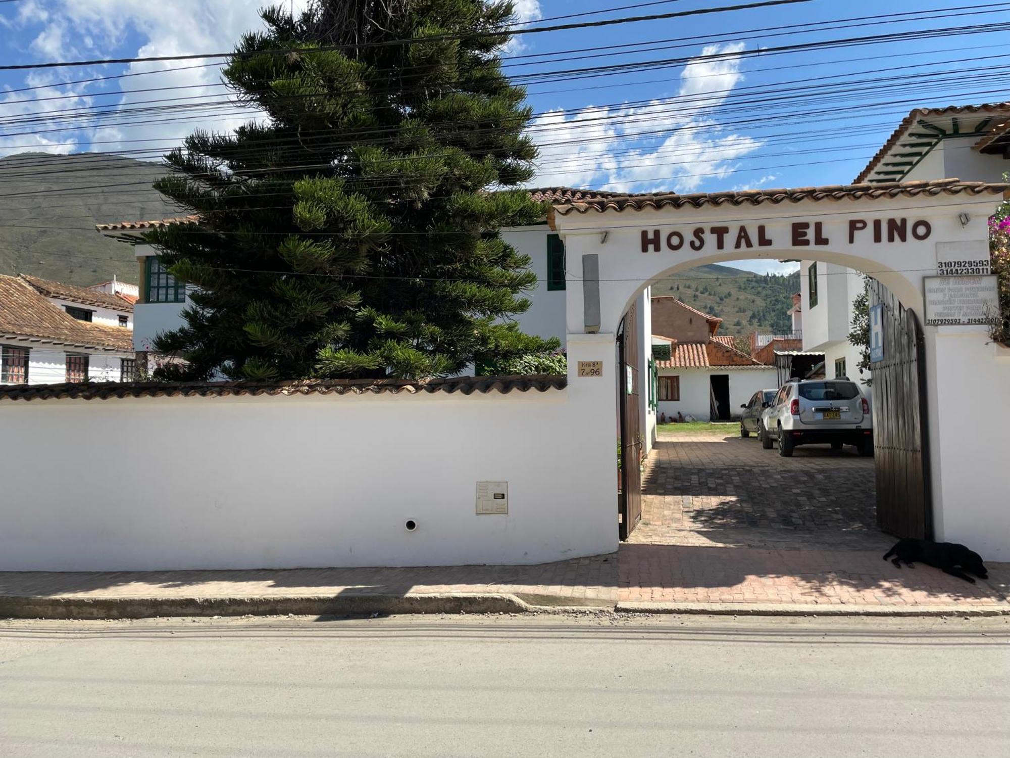 Hostal El Pino Villa de Leyva Ngoại thất bức ảnh